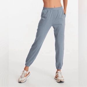 Vuori Women’s Heather Blue Boyfriend Sweatpants Small